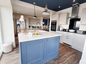 Kitchen- click for photo gallery